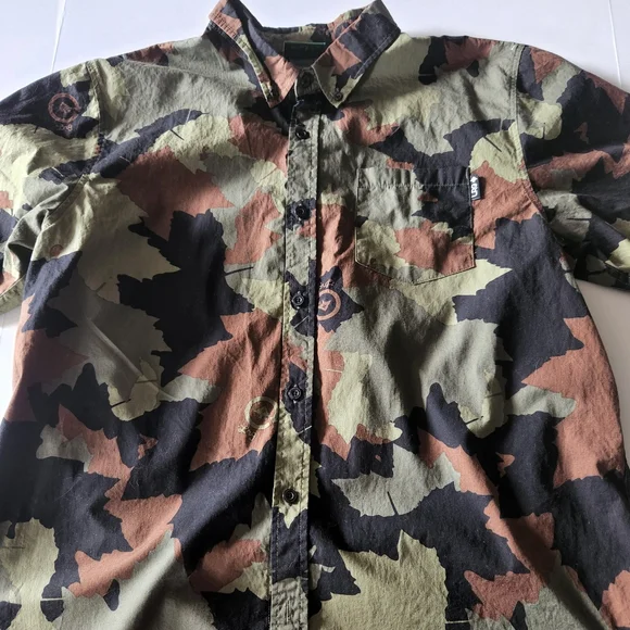 Lifted Research Group Large Camo Short Sleeve - Picture 3 of 9